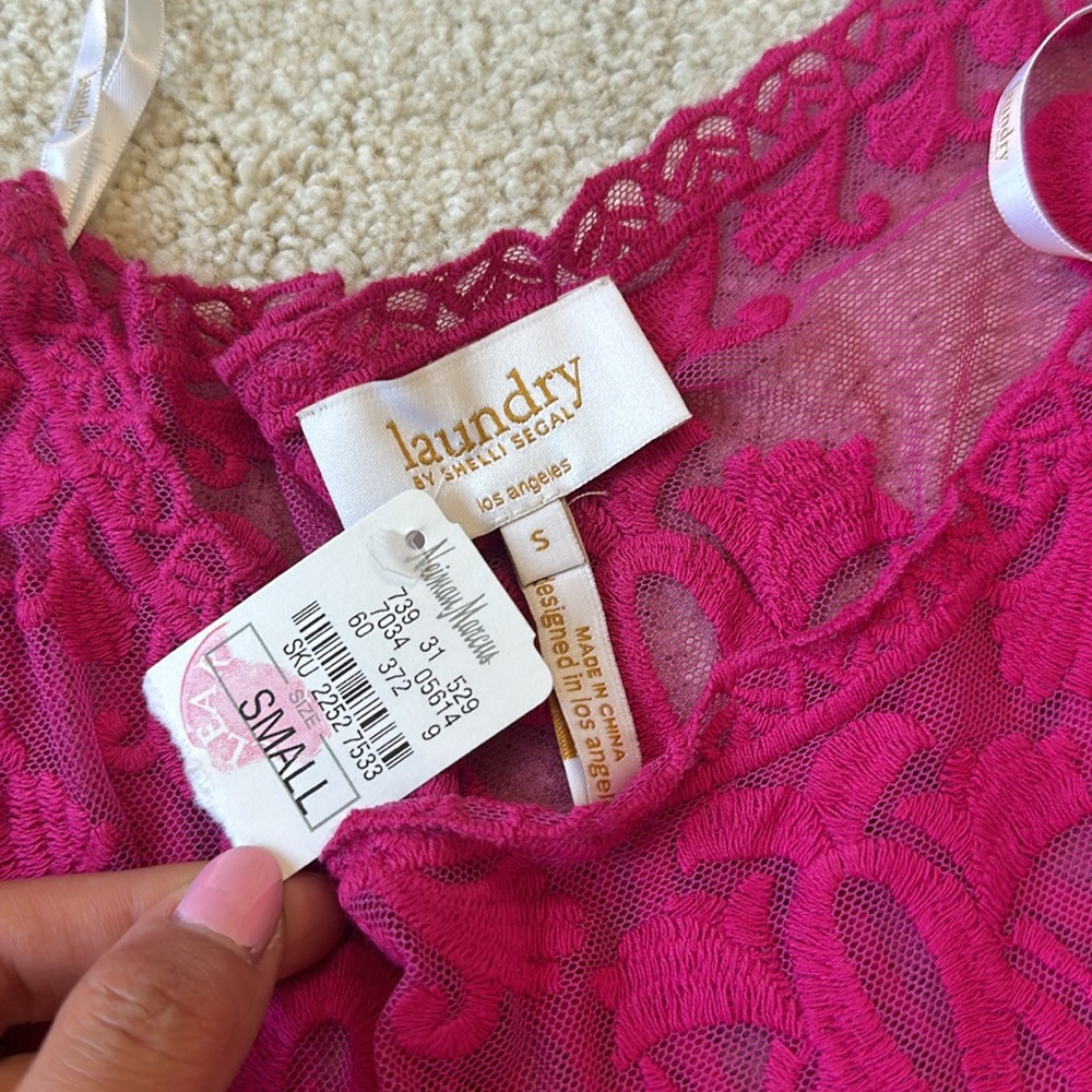 Pink top - Picture 4 of 4